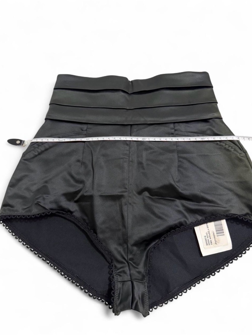 New Dolce&Gabbana D&G a pair of Dolce & Gabbana high-waist satin mini short - Picture 5 of 8
